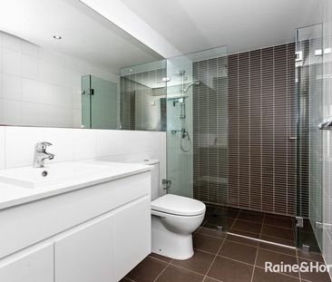Generous 2 bedroom unit in the heart of Newcastle - Photo 3