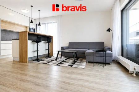 Pronájem bytu 2+kk, ulice Kumpoštova, Brno-Sadová, zařízený, výtah, velká terasa, sklep, garážové stání - Фото 4