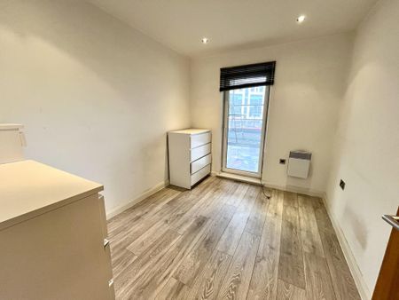 2 bedroom apartment to rent - Photo 5