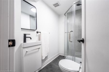 For Lease - 129 Durham Street Unit# unit 1 - main level, Port Colborne, Ontario - Photo 2