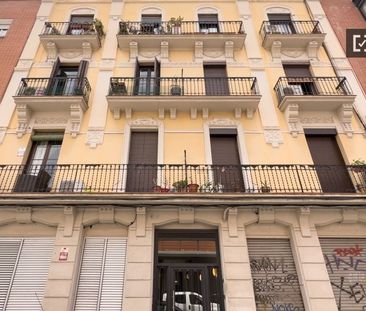 barcelona, Catalonia 08026 - Photo 1