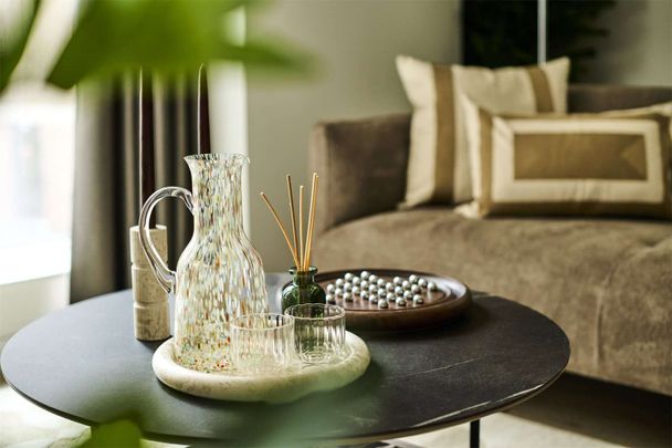 2 BED 2 BATH APARTMENT | AVAILABLE NOW | IN HIGH DEMAND | PARKING AVAILABLE | PRIME LOCATION | 24-HOUR CONCIERGE | RESIDENTS GYM - Photo 1