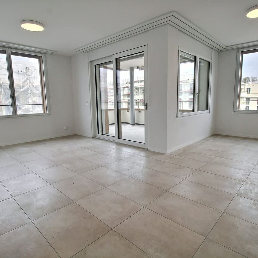 4.5 Zimmer, 98 m², 5. Stock - Photo 1