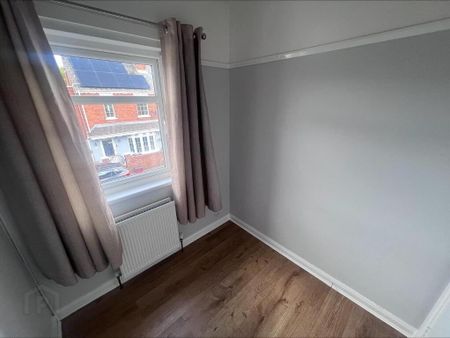 32 Rosapenna Parade, Belfast, BT14 6GU - Photo 3