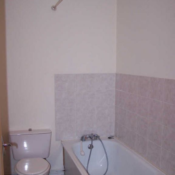 Location Appartement 1 pièce 27m² ROUEN 76000 - Photo 1