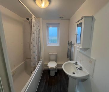 Macfarlane Chase, Weston-Super-Mare - Photo 4