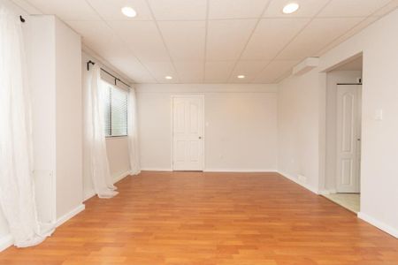 8481 12th Avenue, Burnaby - Photo 4