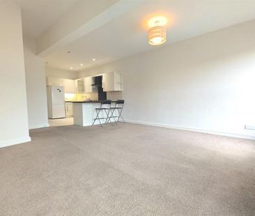1 Bedroom Apartment To Let - Photo 6