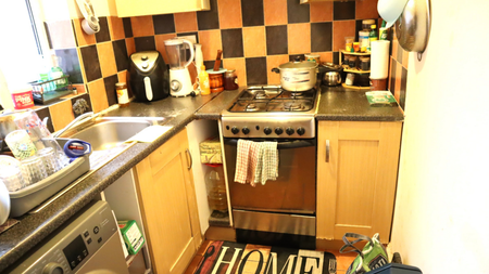 2 bedroom flat to rent - Photo 4