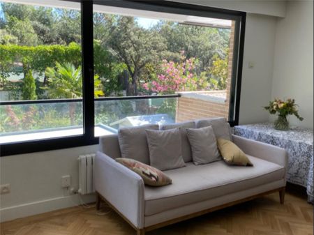 Piso de alquiler en Paseo de Los Parques, 7, Encinar de los Reyes - Photo 4