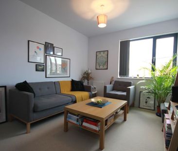 1 bedroom apartment to rent - Photo 2