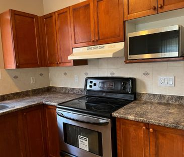 For Lease - 270 DEERCROFT Avenue, Barrhaven, Ontario - Photo 6