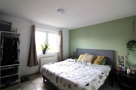 Gelijkvloers duplex-appartement met 2 slaapkamers, terras en garage gelegen te centrum-Opwijk – ref.: 3657 - Photo 2