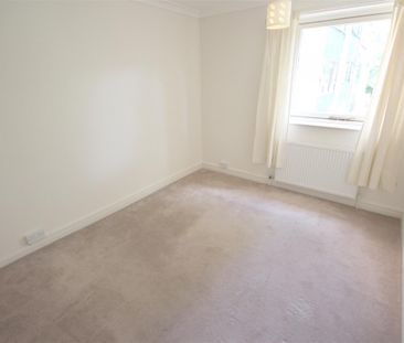 3 Bedroom Flat/Apartment To Let - Photo 3