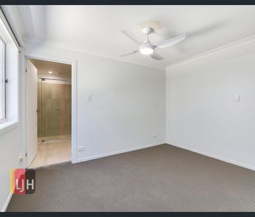 INDEPENDENT LIVING - MODERN ONE BEDROOM UNIT - Photo 2
