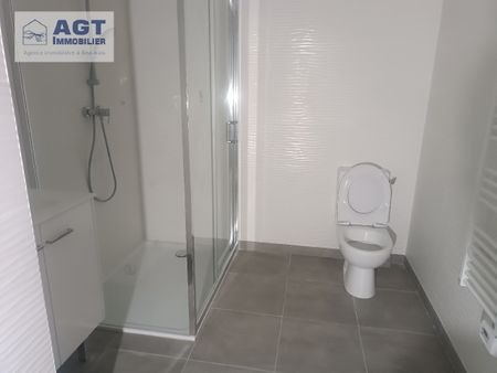 Location Appartement 2 pièces 40m² BEAUVAIS 60000 - Photo 4
