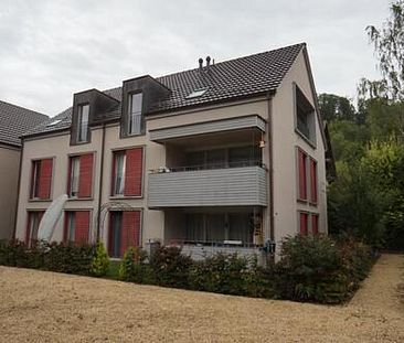 Moderne Dachwohnung mit angenehmer Raumhöhe - Foto 5