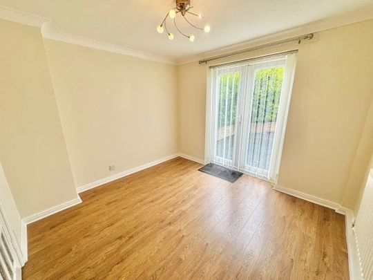 Westbury Close, L17 - Photo 1