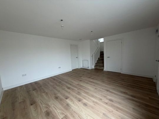 Riverside Gardens, KA18 3LU - Photo 1