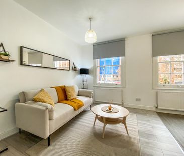 1 bedroom flat to rent - Photo 1