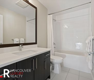 Townhouse in Surrey, BC - Photo 2