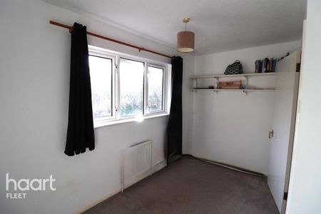 2 bedroom semi-detached house to rent - Photo 4