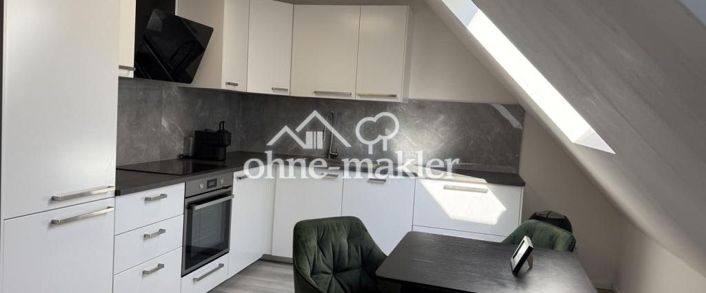 Dachgeschosswohnung in Düsseldorf (Altstadt) - Foto 1