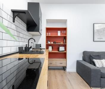 Ground floor apartment - Madrid (Palacio) - Photo 2