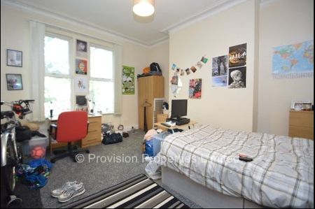 9 Bed House, Headingley, LS6 - Photo 5