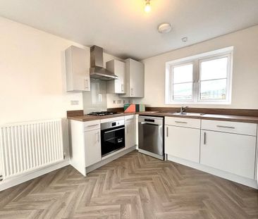 Martins Way, Stratford-upon-Avon, CV37 - Photo 5