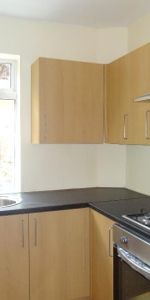 2 bedroom house to rent - Photo 3