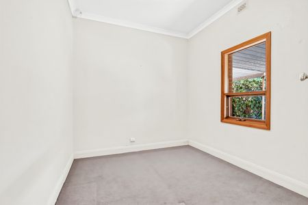32 Grassmere Rd, Prospect SA 5082 - House For Rent | Domain - Photo 5