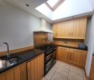 3 bedroom terraced house to rent - Photo 5