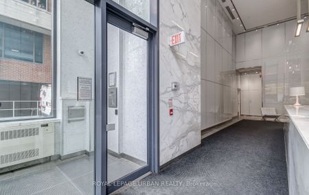 East Lofts - Photo 2