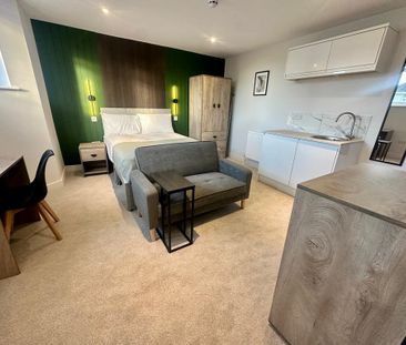 1 bedroom in a house share to rent - Photo 3