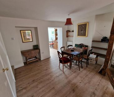 3 bedroom terraced house to rent - Photo 6