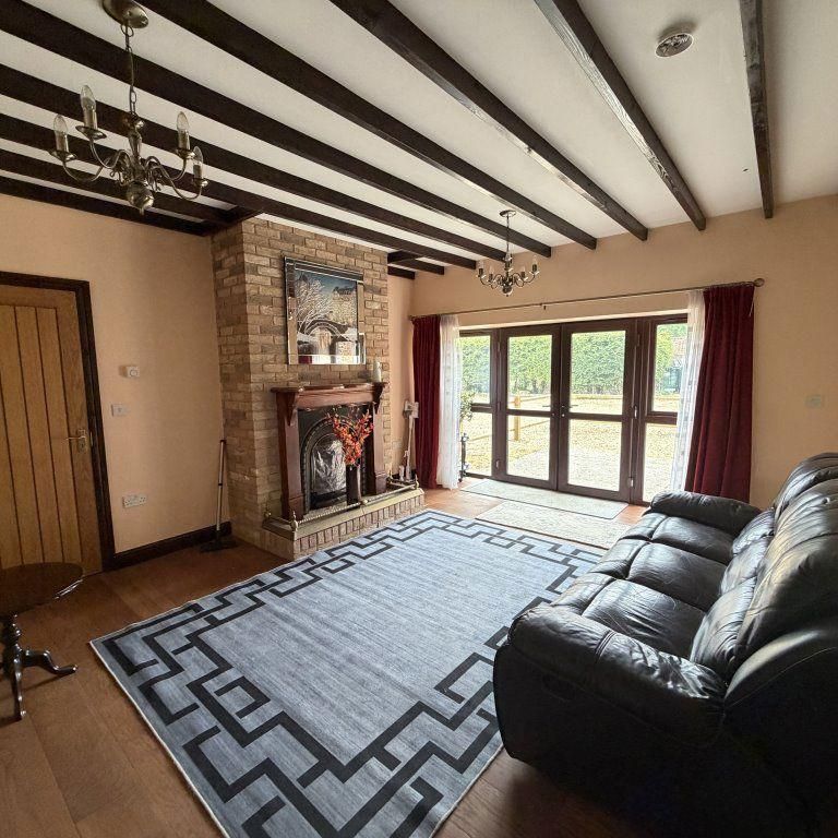 1 bedroom bungalow to rent - Photo 1