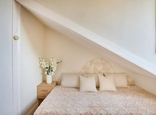 Largo Vitorino Damásio, Lisbon, Lisbon 1200-872 - Photo 1