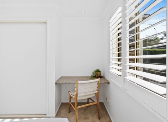 384A Annerley Road, Annerley QLD 4103 - House For Rent | Domain - Photo 1