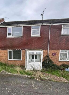 Pensford Drive, Eastbourne, BN23 - Photo 1