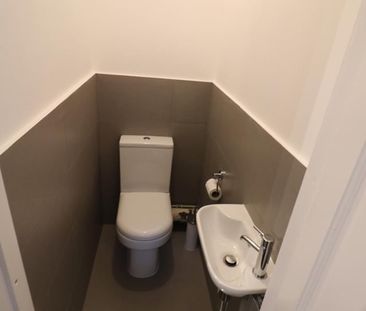 Room in a Shared House, Beverley Court, W4 - Photo 6