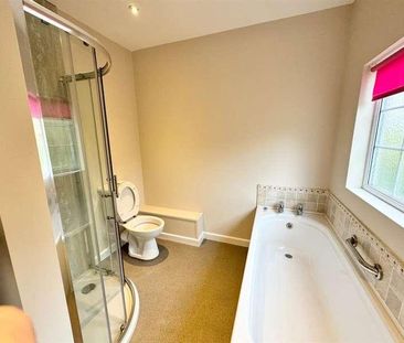 The Annexe, Highfield Hill, Lydney, GL15 - Photo 2