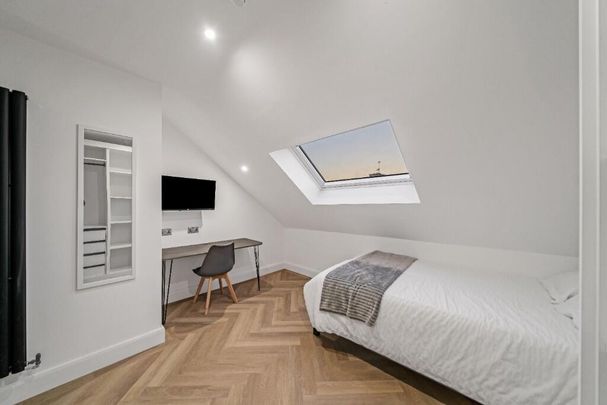 6 bedroom house to rent - Photo 1