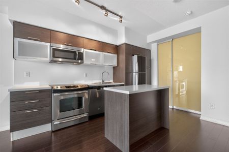 For Lease - 386 Yonge Street Unit# 5208, Toronto, Ontario - Photo 4