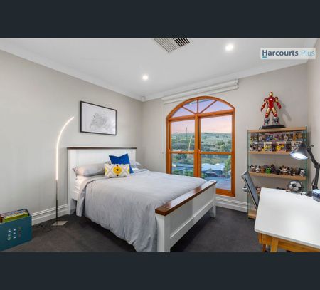22 Unity Drive, Sheidow Park, SA 5158 - Photo 2