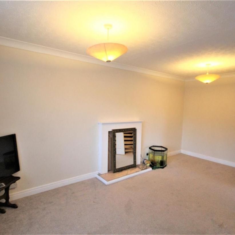 Meadow Way, Tadcaster - Photo 1