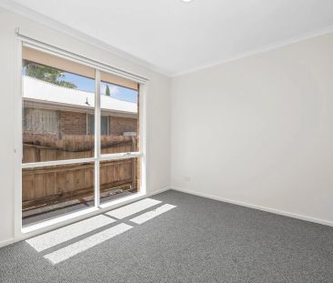 14 Eagle Street, Mornington. - Photo 2