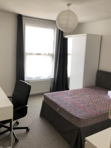 6 bedroom house to rent - Photo 4