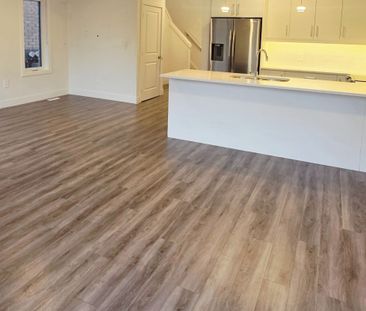 For Lease - 3575 SOUTHBRIDGE Avenue Unit# 54, London South, Ontario - Photo 1