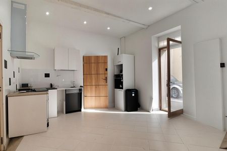 Location Appartement 1 pièce 28m² ST CHAMAS 13250 - Photo 5